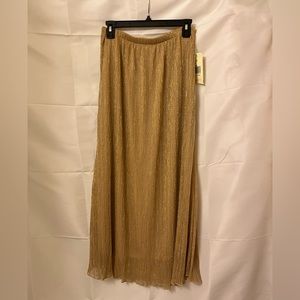 Reba McEntire Gold Shiny Metallic Flowy Maxi Skirt